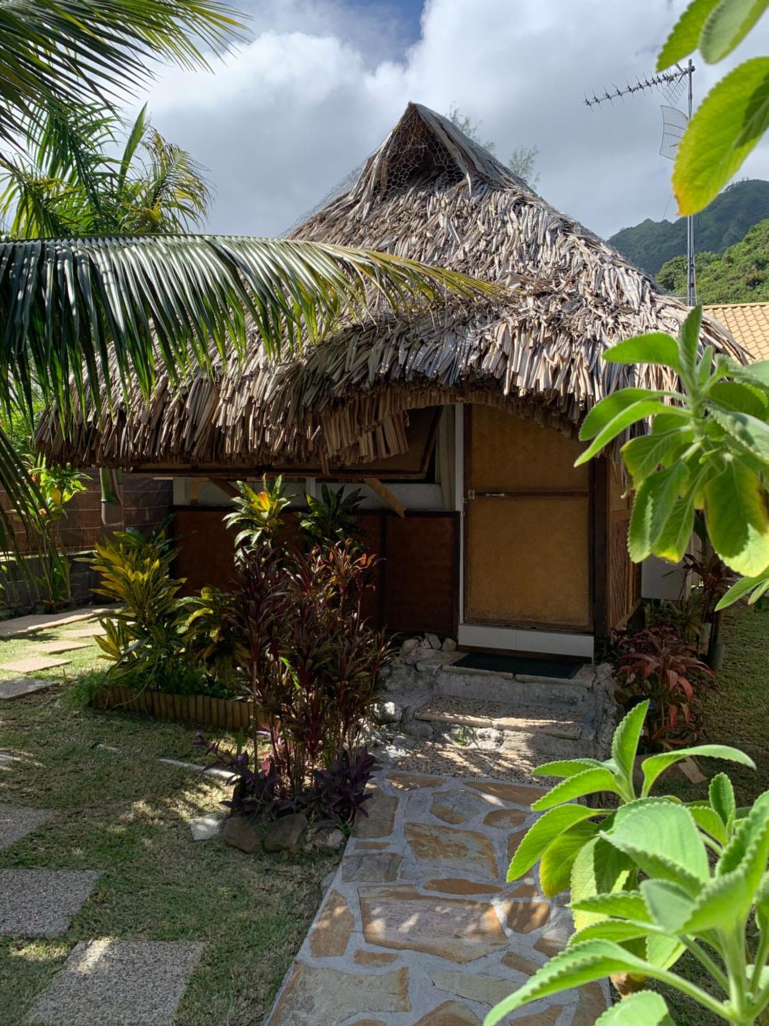 Hotel Fare Temanea Papetoai Exterior foto